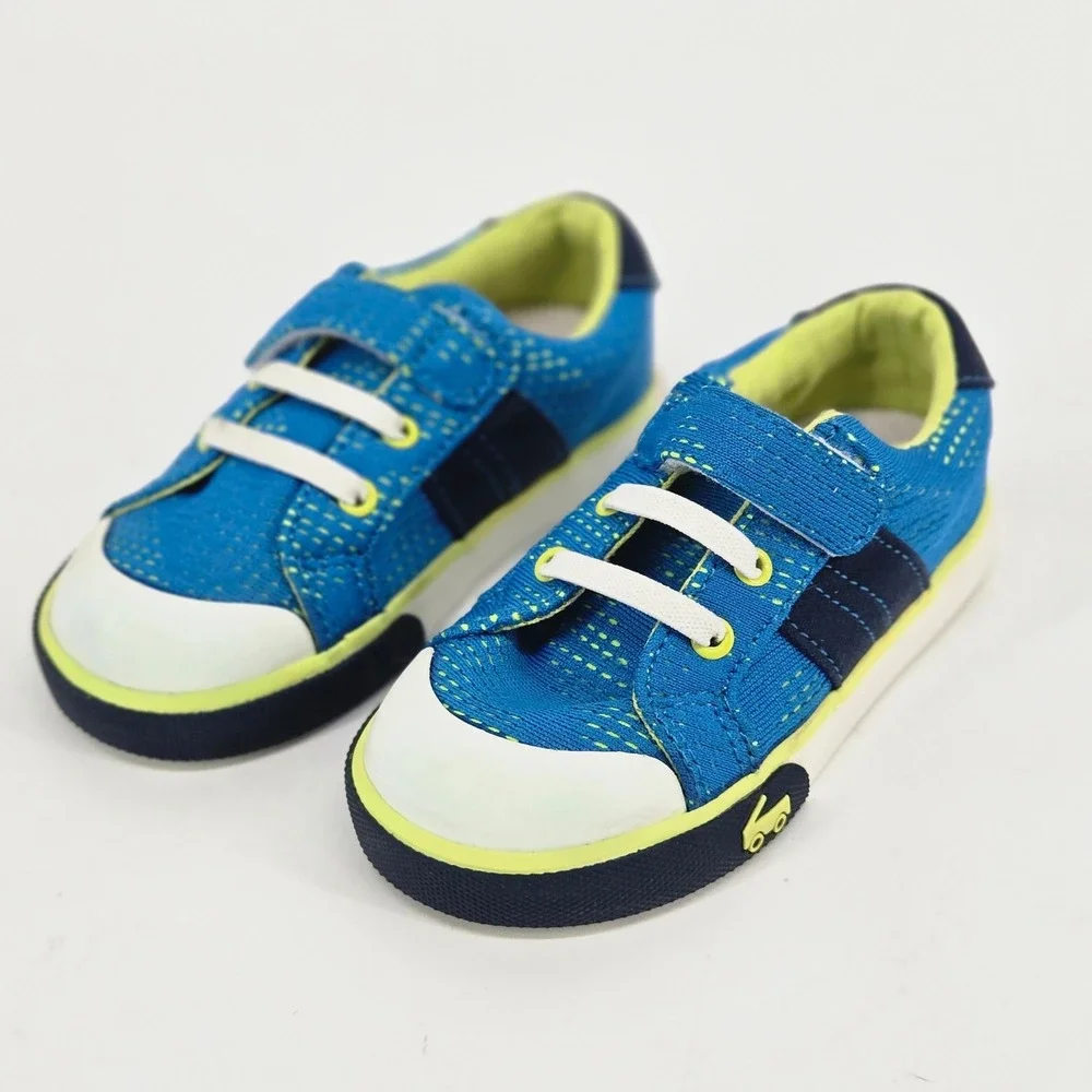 See Kai Run Lucci Blue Wide Toe Box Toddler Boys Athletic Shoes Sneakers 8 NWOT